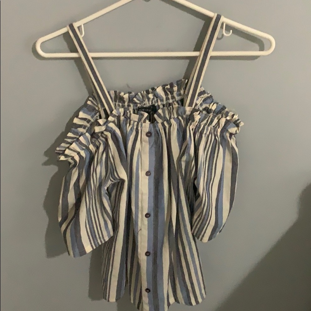 🦋(3/$15) PRIMARK off the shoulder striped shirt